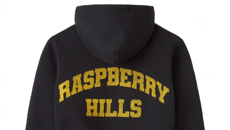 Embrace Style and Comfort with Raspberry Hills Clothing