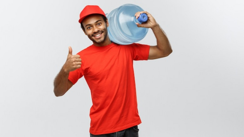 5-Gallon Water Bottles vs. Smaller Bottles: Which Is More Efficient?