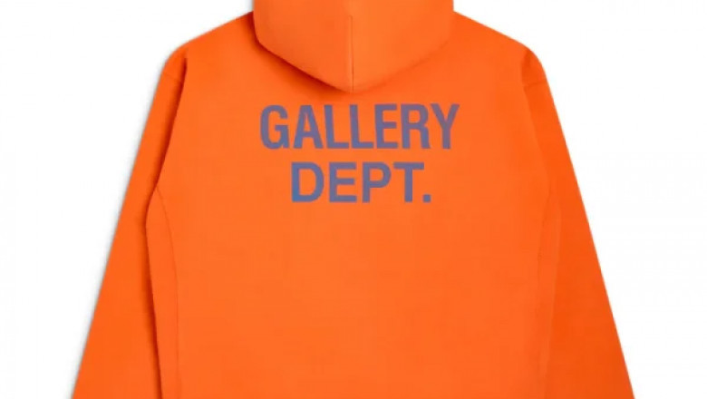 Gallery Dept Hoodie: A Fusion of Art and Streetwear