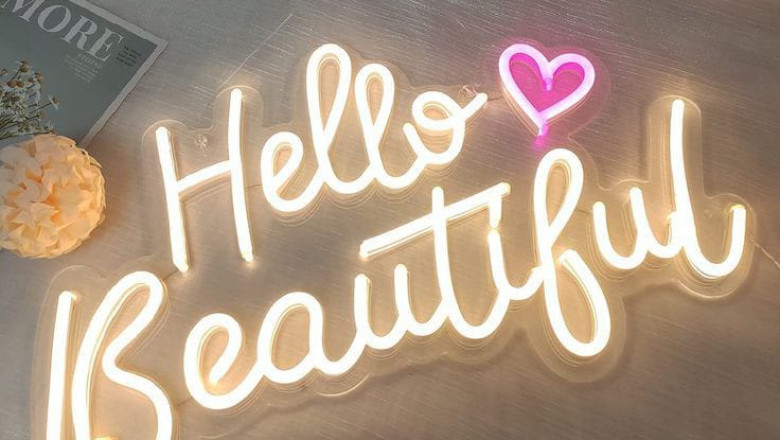 Best Neon Light for Room by Neon Mantras