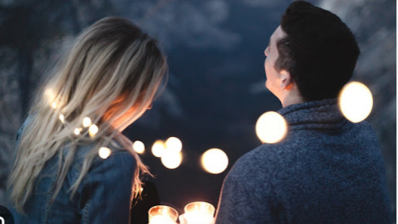 Online Dating 101: Finding Love in the Digital Age