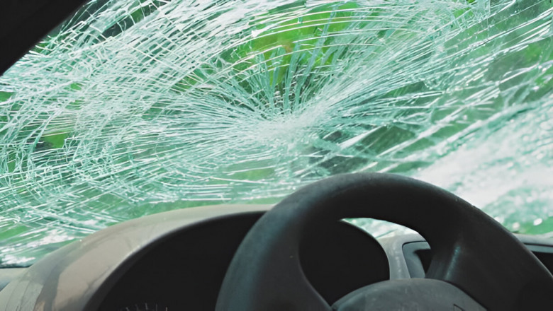 The Hidden Dangers of Ignoring Auto Glass Damage When to Act Fast