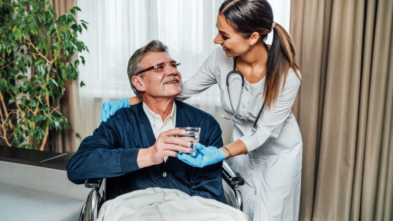 How Expert Support at Home Enhances the Quality of Life for Elderly Family Members
