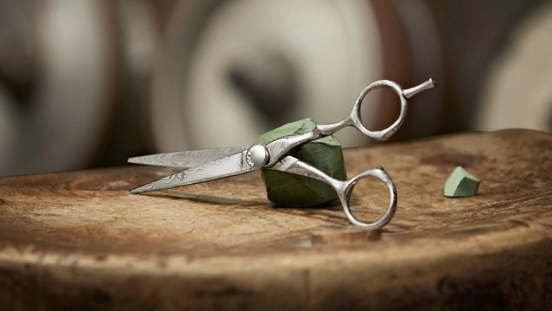 How to Properly Sharpen and Maintain Hair Cutting Shears