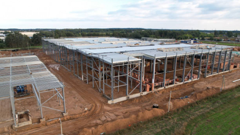 How Aluminum Slab Formwork Improves Safety on a Construction Site