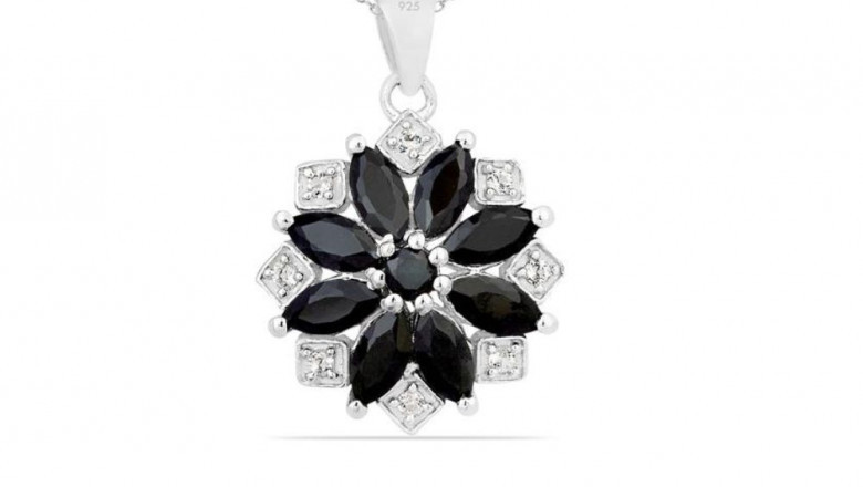Custom Gemstone Jewellery Manufacturer- JewelPin