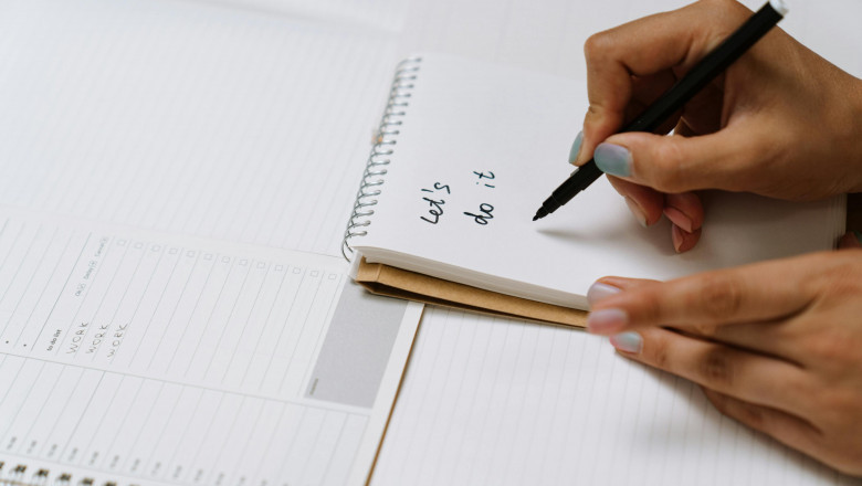 Top Reasons Students Pay Someone to Do Their Assignments