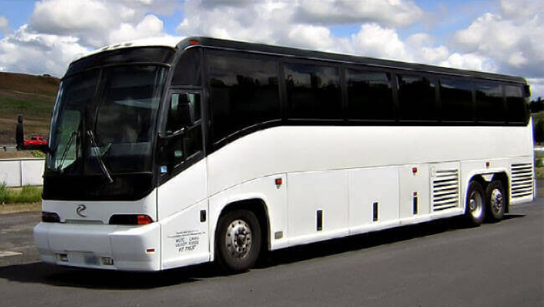 What are the most popular charter bus routes in California?