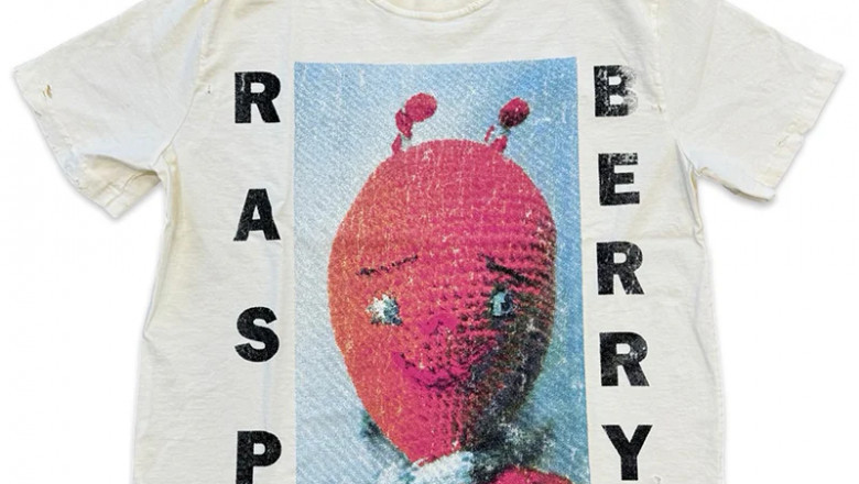 Streetwear Meets Crypto Culture: Raspberry Hills & Nakamoto Clothing