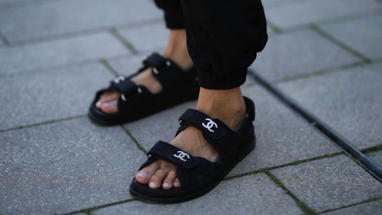 The Allure of Hermes Replica Sandals: Luxury Style Without the Price Tag