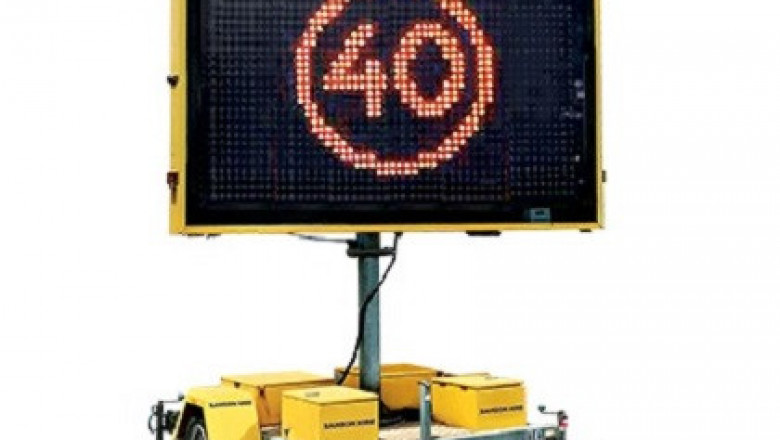 Hire High-Quality Speed Advisory Signs Today