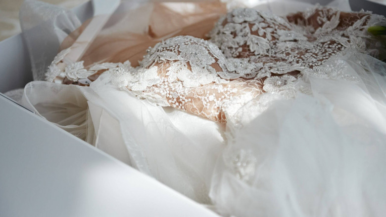 Keep Your Precious Wedding Dress Pristine with Expert Cleaning Services