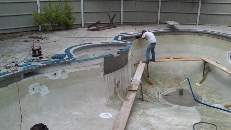 Pool Coping Repair: New Materials and Methods
