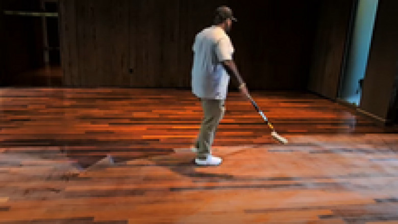 Find Reliable Wood Floor Refinishing Companies Nearby