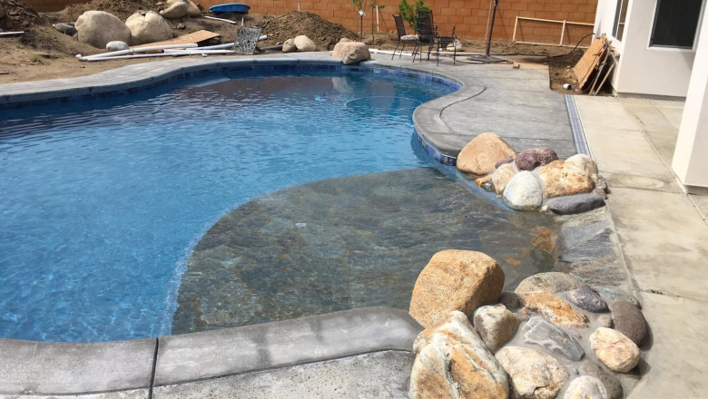 Bakersfield pool company