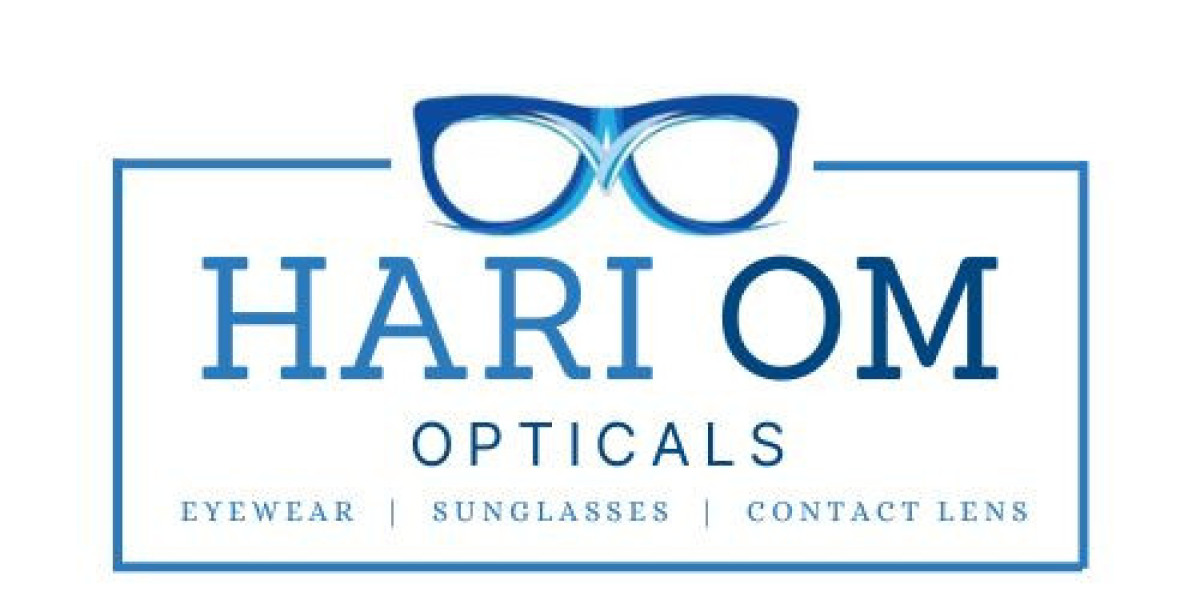 Discover Excellence with Hariom Opticals – Your Best Eyewear Experience in Noida!