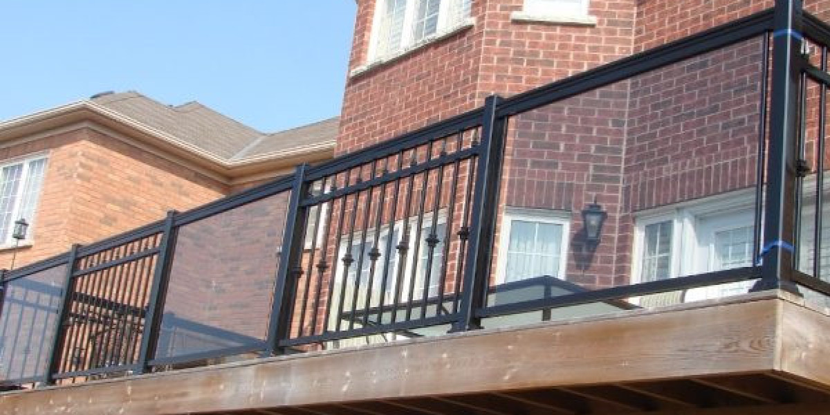 Home with the Finest Aluminum Glass Railing Installers in Toronto