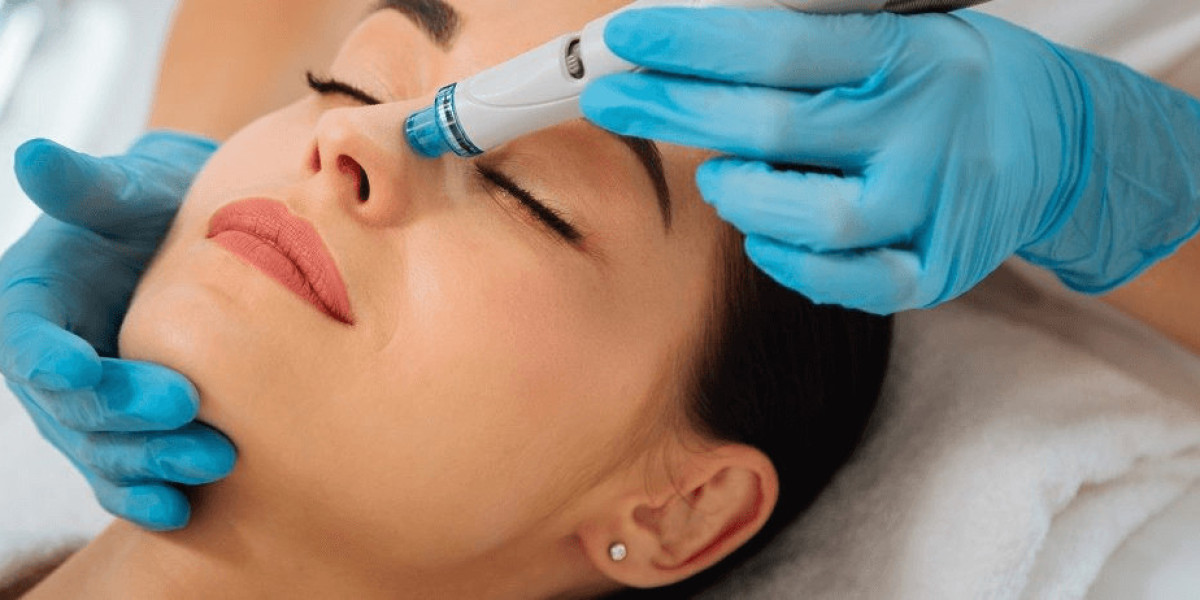 Experience Hydrafacial Luxury at Affordable Rates in Dubai!