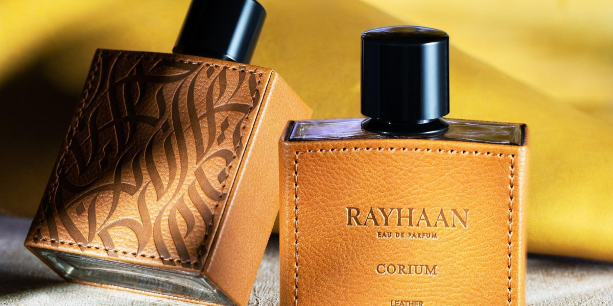 The Rise of Online Perfume Stores in the UAE: Why Rayhaan Perfumes Stands Out
