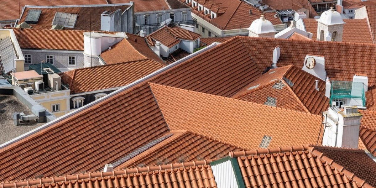 How A Local Roofer In Plymouth Can Improve Your Home’s Roof