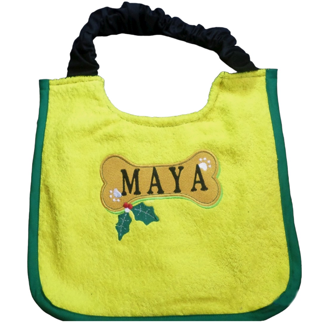 Make Mealtime Fun and Mess-Free with DoggiesWorld’s Custom Made Baby Bibs