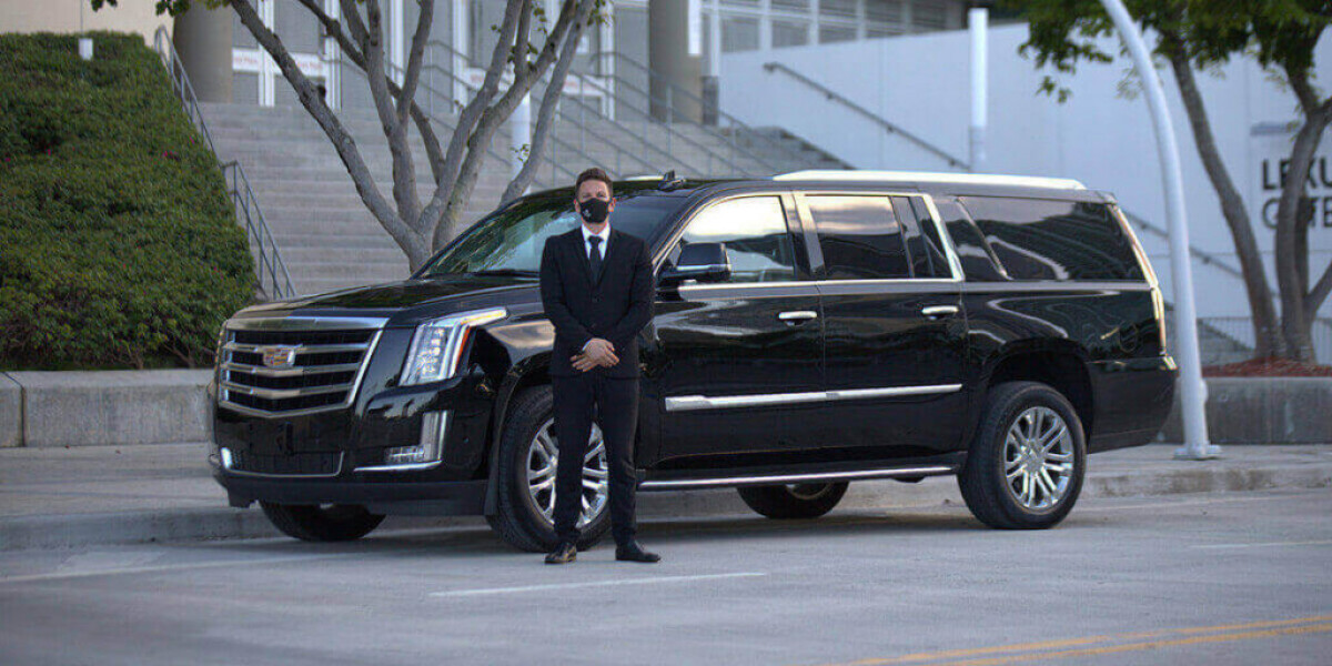 Travel Without Compromise with Famous Drive’s Luxury Chauffeur Service