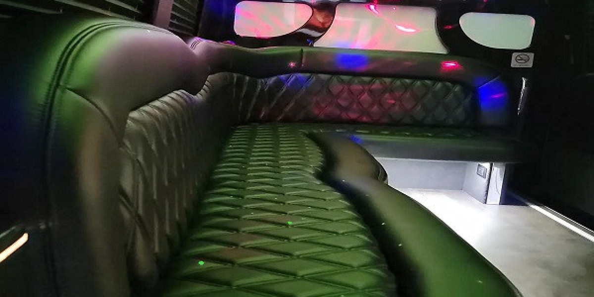 Trusted Laguardia Airport Transfers to JFK with Famous Drive