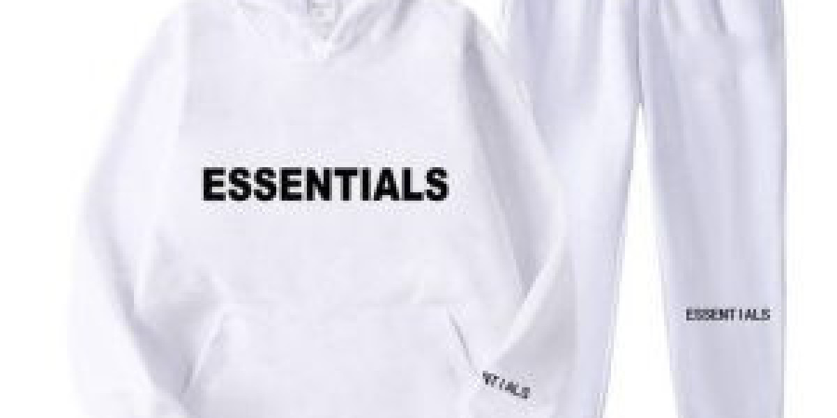 Unisex Essentials Hoodie – Sleek, Durable, and Soft to the Touch