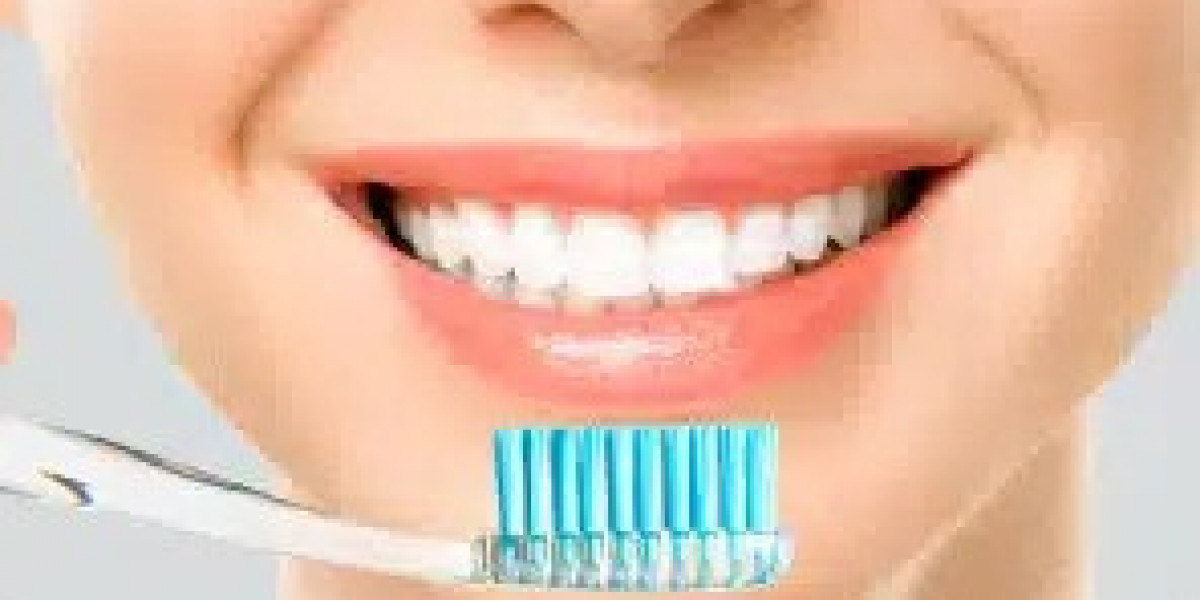 Dental Implants vs Natural Teeth: Spotting the Difference
